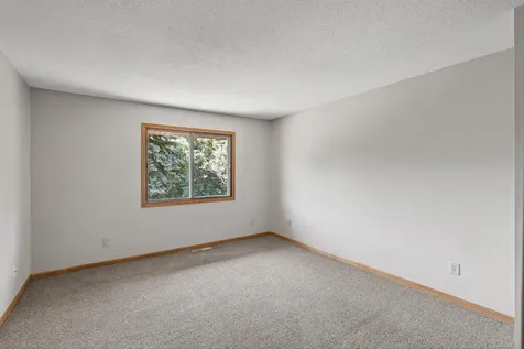 428 Pleasant Drive Hastings MN 55033