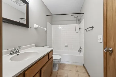 428 Pleasant Drive Hastings MN 55033