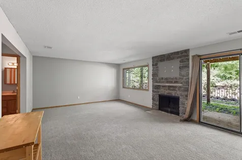 428 Pleasant Drive Hastings MN 55033