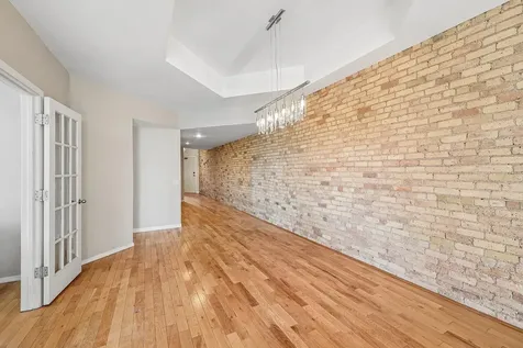 165 Western Avenue N Saint Paul MN 55102