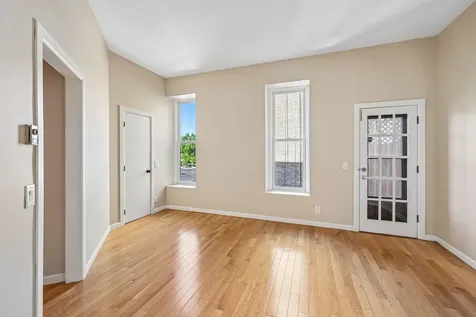 165 Western Avenue N Saint Paul MN 55102