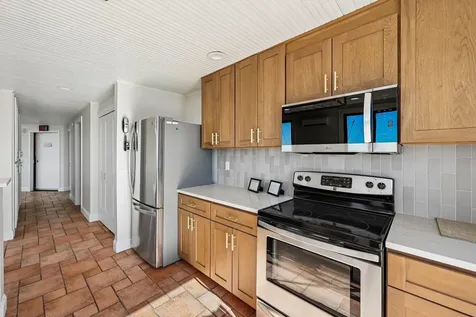 165 Western Avenue N Saint Paul MN 55102