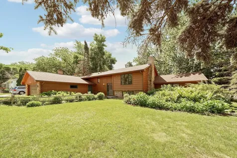 9325 31st Avenue N New Hope MN 55427