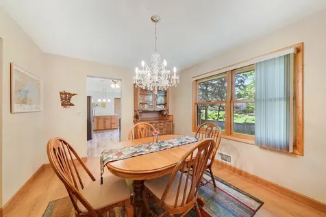 9325 31st Avenue N New Hope MN 55427