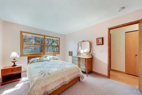 9325 31st Avenue N New Hope MN 55427