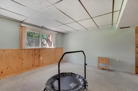 9325 31st Avenue N New Hope MN 55427