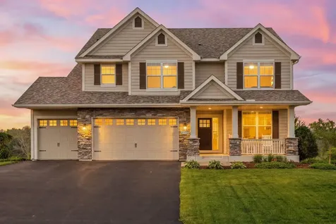 8957 Lakeside Drive Victoria MN 55386