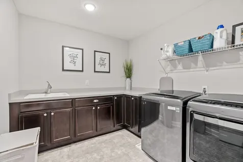 8957 Lakeside Drive Victoria MN 55386