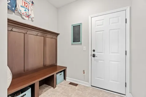 8957 Lakeside Drive Victoria MN 55386