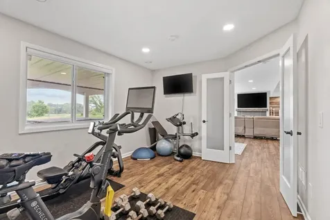 8957 Lakeside Drive Victoria MN 55386