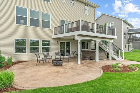 8957 Lakeside Drive Victoria MN 55386