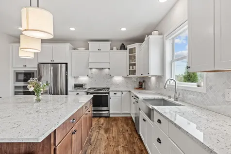 8957 Lakeside Drive Victoria MN 55386