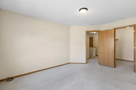 8914 Pheasant Lane Saint Bonifacius MN 55375