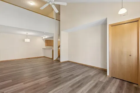 8914 Pheasant Lane Saint Bonifacius MN 55375