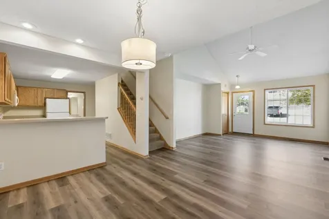 8914 Pheasant Lane Saint Bonifacius MN 55375