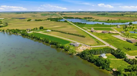 1041 E Grandview Drive Balaton MN 56115