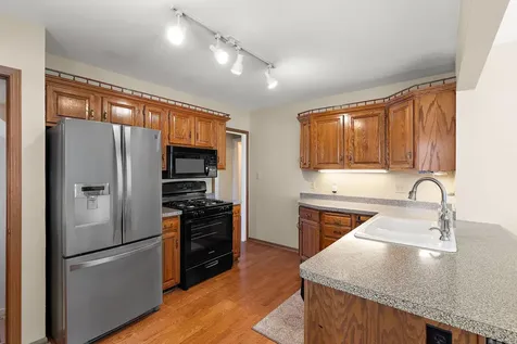 1954 Saunders Avenue Saint Paul MN 55116