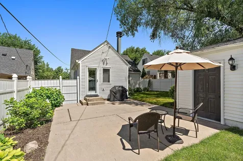 1954 Saunders Avenue Saint Paul MN 55116