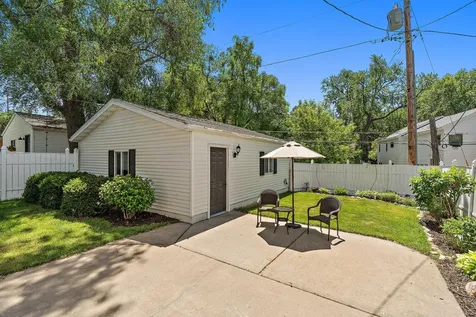 1954 Saunders Avenue Saint Paul MN 55116