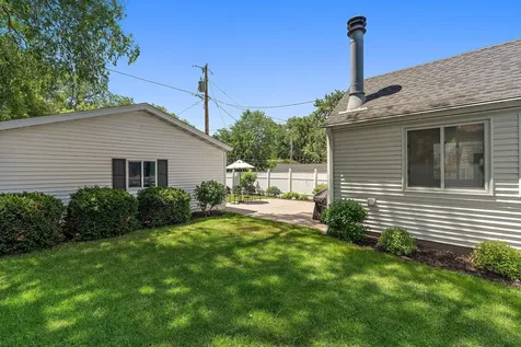 1954 Saunders Avenue Saint Paul MN 55116