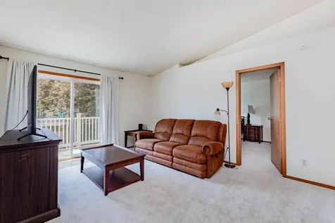 3311 15th Avenue S Fargo ND 58103