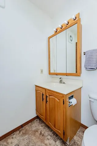 3311 15th Avenue S Fargo ND 58103