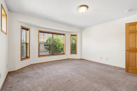 11627 Prospect Curve Woodbury MN 55129