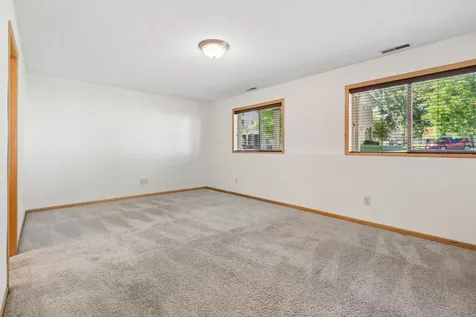 11627 Prospect Curve Woodbury MN 55129