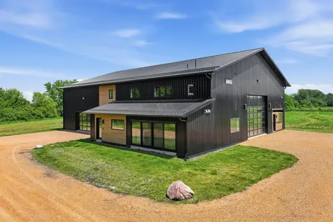 880 Wild Oak Trail Maple Plain MN 55359