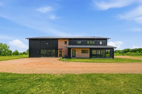 880 Wild Oak Trail Maple Plain MN 55359