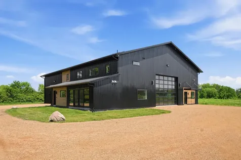 880 Wild Oak Trail Maple Plain MN 55359