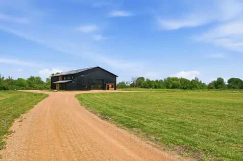 880 Wild Oak Trail Maple Plain MN 55359
