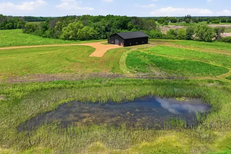 880 Wild Oak Trail Maple Plain MN 55359