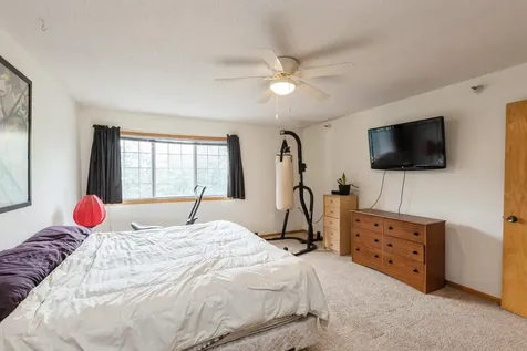 2752 Autumnwood Lane Minnetonka MN 55305