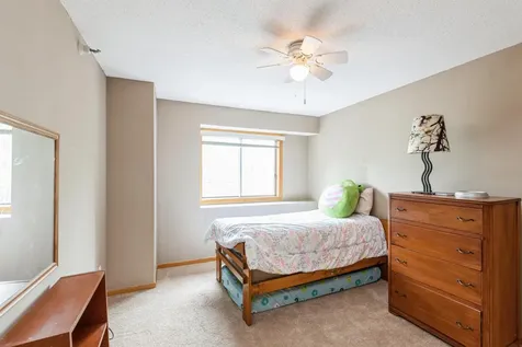 2752 Autumnwood Lane Minnetonka MN 55305