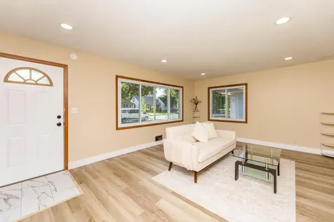 5214 Oliver Avenue N Minneapolis MN 55430