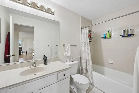 2885 Knox Avenue S Minneapolis MN 55408
