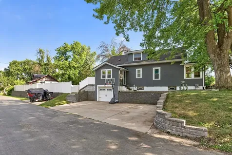 4032 Oakland Street Saint Bonifacius MN 55375