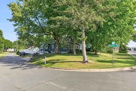 4032 Oakland Street Saint Bonifacius MN 55375