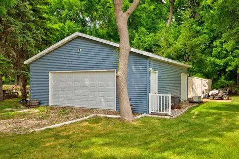 605 Sheyenne Street Horace ND 58047