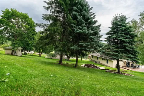 731 N 4th Street La Crescent MN 55947