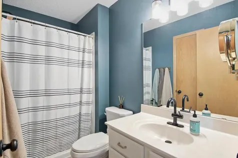 9953 Starlight Drive Woodbury MN 55125