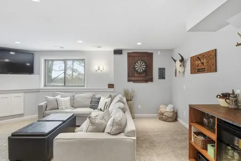 9953 Starlight Drive Woodbury MN 55125