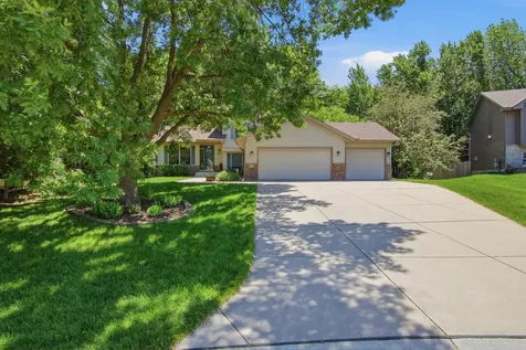 9953 Starlight Drive Woodbury MN 55125