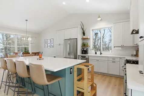9953 Starlight Drive Woodbury MN 55125