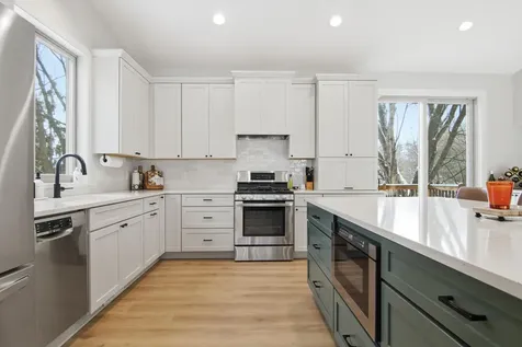 9953 Starlight Drive Woodbury MN 55125