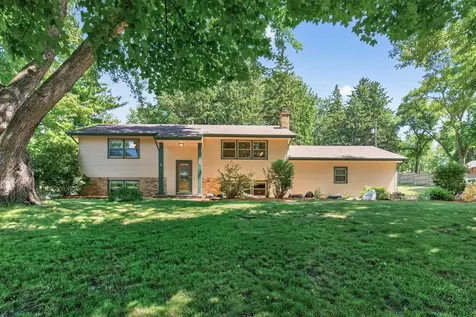 6911 Ticonderoga Trail Eden Prairie MN 55346