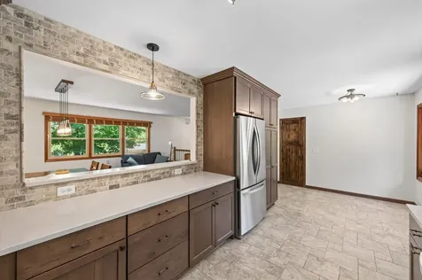 6911 Ticonderoga Trail Eden Prairie MN 55346