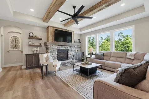 977 Pheasant Run S Lino Lakes MN 55014