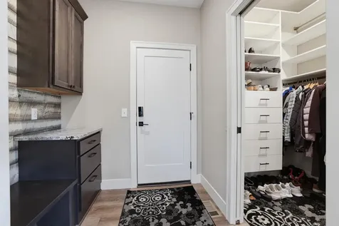 977 Pheasant Run S Lino Lakes MN 55014